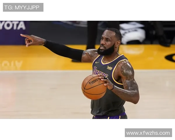 足球明星的香蕉球技艺揭秘如何在比赛中巧妙运用这一绝技提升进攻效率 足球明星的香蕉球技艺揭秘如何在比赛中巧妙运用这一绝技提升进攻效率